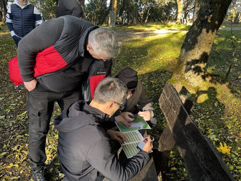 Térképes tájékozódási túra verseny – csapatépítő kaland az erdőben